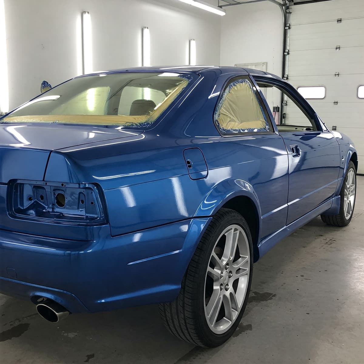 Bentley refinishing