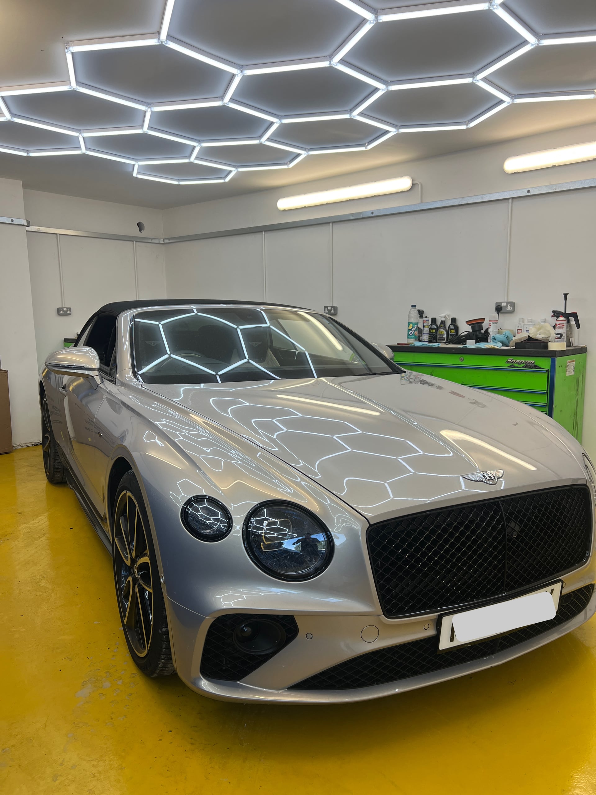 Bentley Bodywork Repair in Manchester background