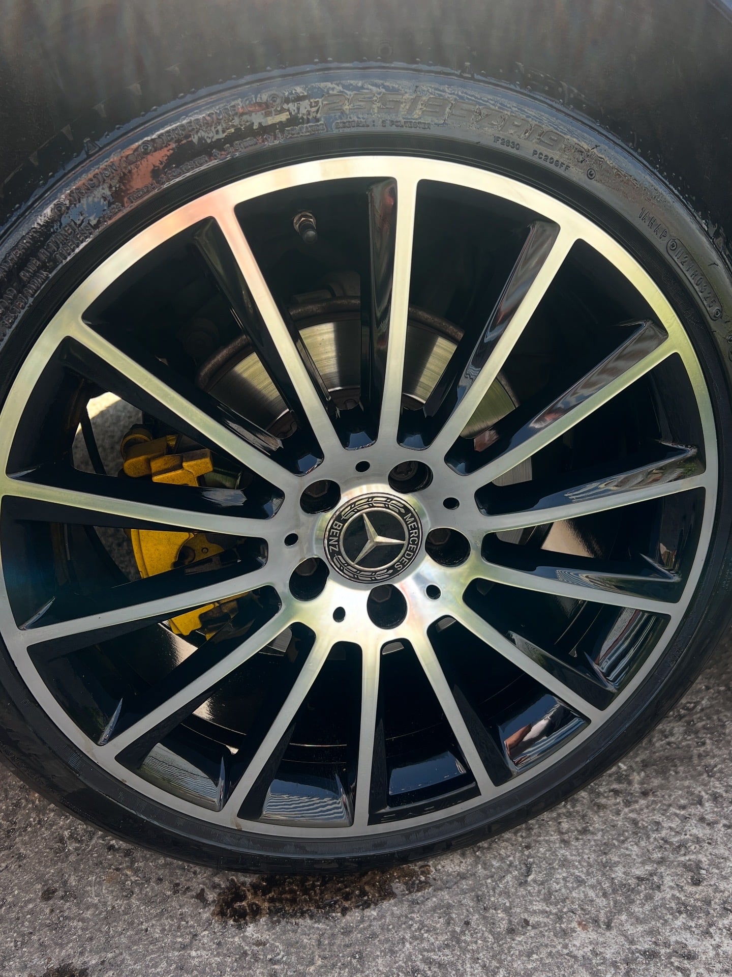 Alloy Wheel Refurbishment background