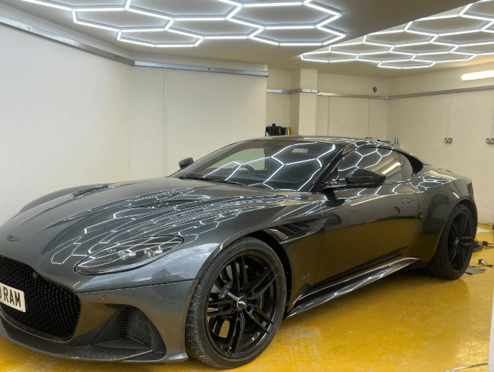 Bodyshop Manchester — contact us for prestige repairs