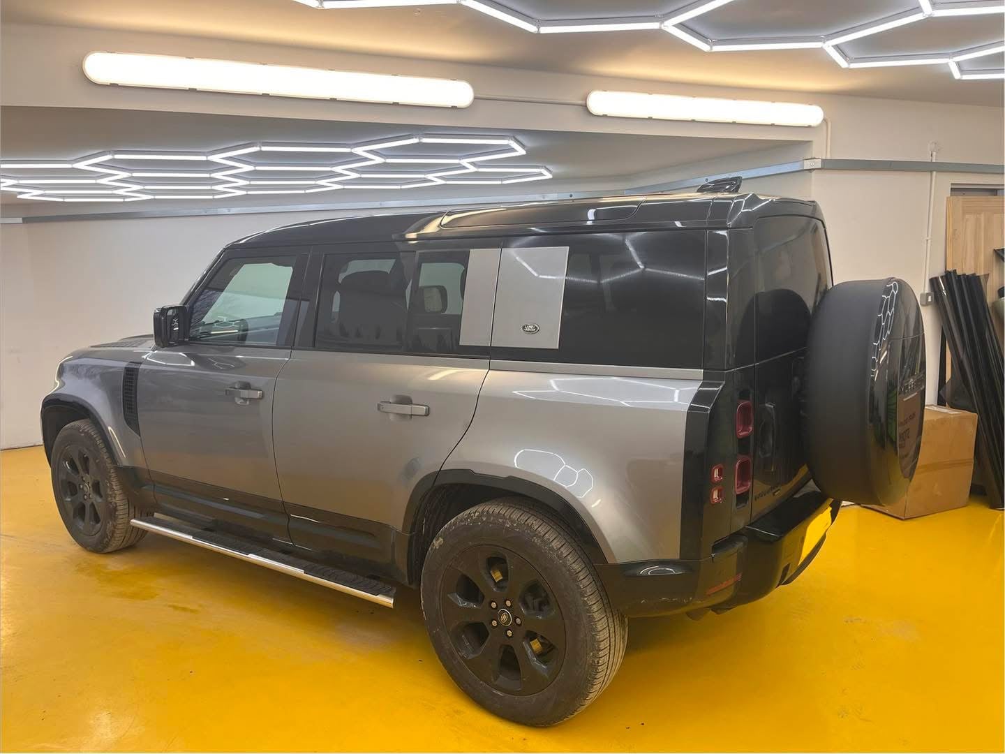Land Rover Bodyshop Manchester background